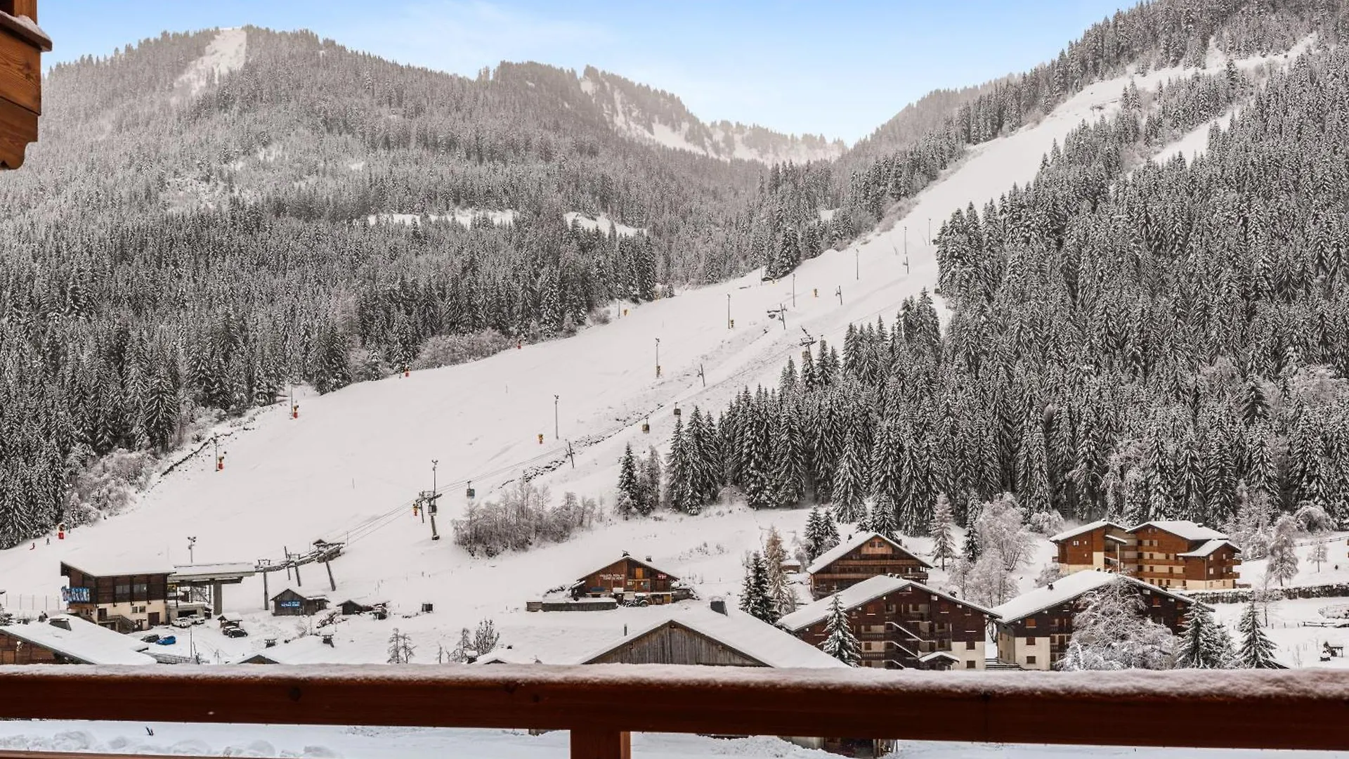 3 Fontaines: Chatel Apartment with Multipass Option